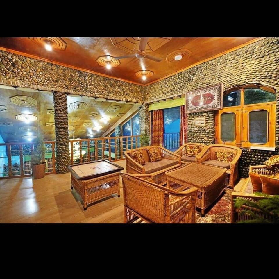 Sojourn Cottages Pahalgām Exterior photo